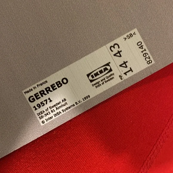 Fuchsia Black wall hanging decor dark purple & white IKEA picture - Picture 7 of 8